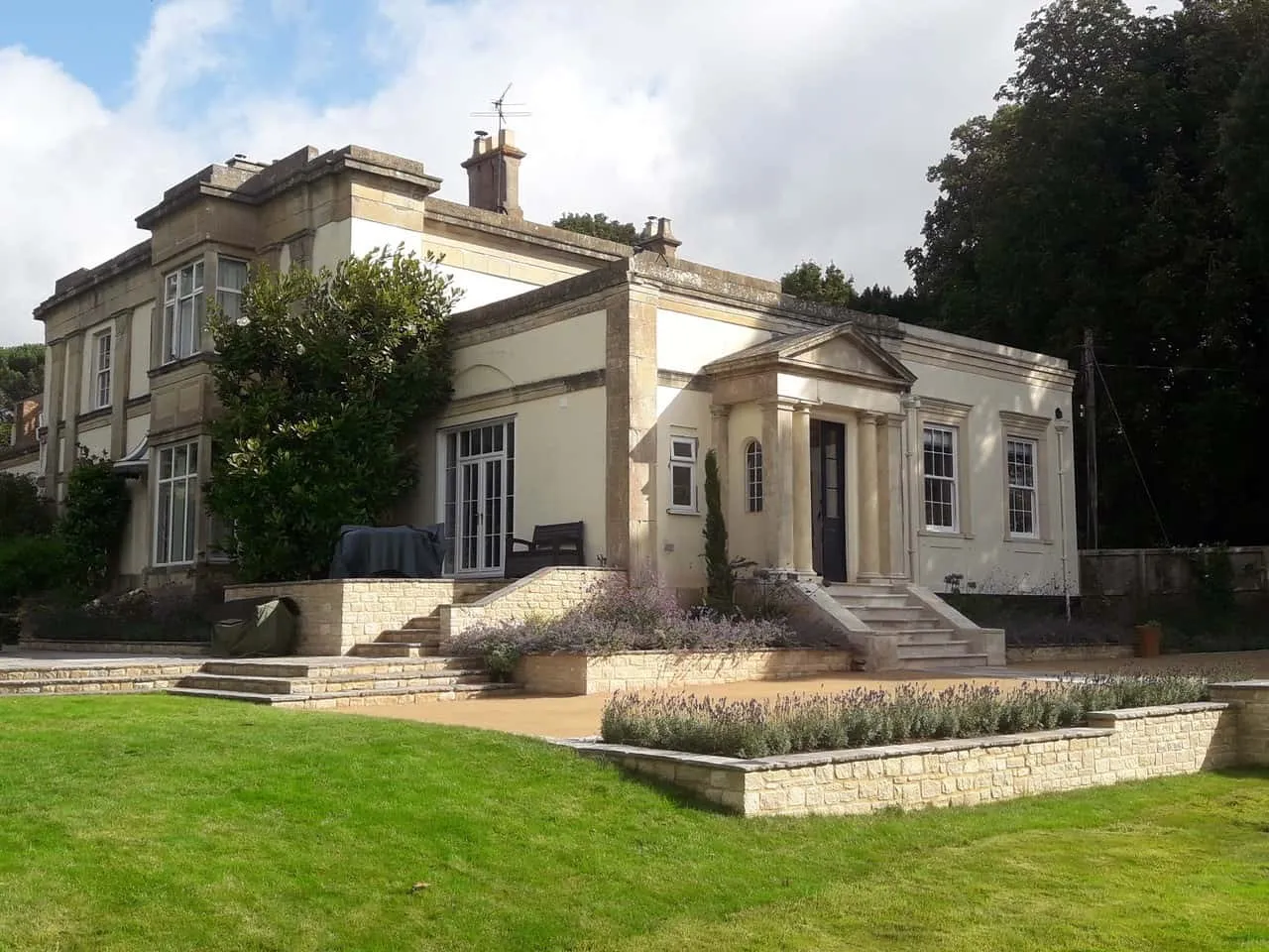 Georgian Garden, Somerset – garden design by Laurence Maunder